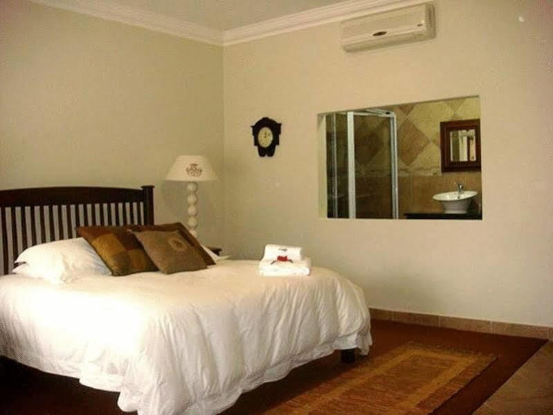 Avant Garde Lodge Кемптън Парк Екстериор снимка